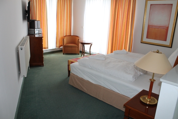 Hotel Vier Jahreszeiten am Yachthafen
